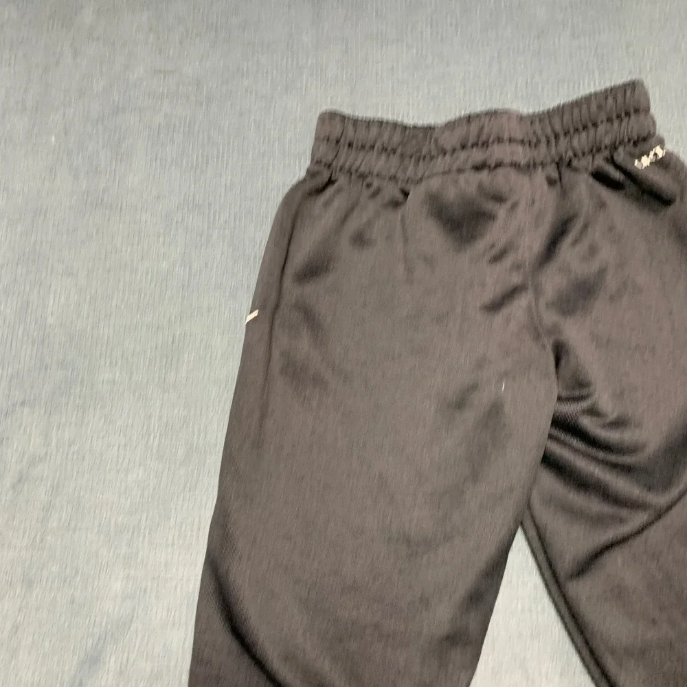 Nike Dri Fit Jogger Pants Boys 4/XS Black Performance Training Elastic Waist